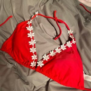 ❤️ Lace detail triangle string bikini top